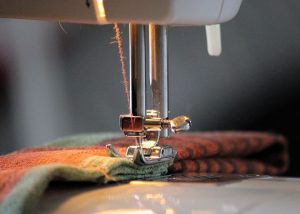 Juki TL-2010Q Lockstitch Sewing Machine Review | Juki TL-2010Q Review